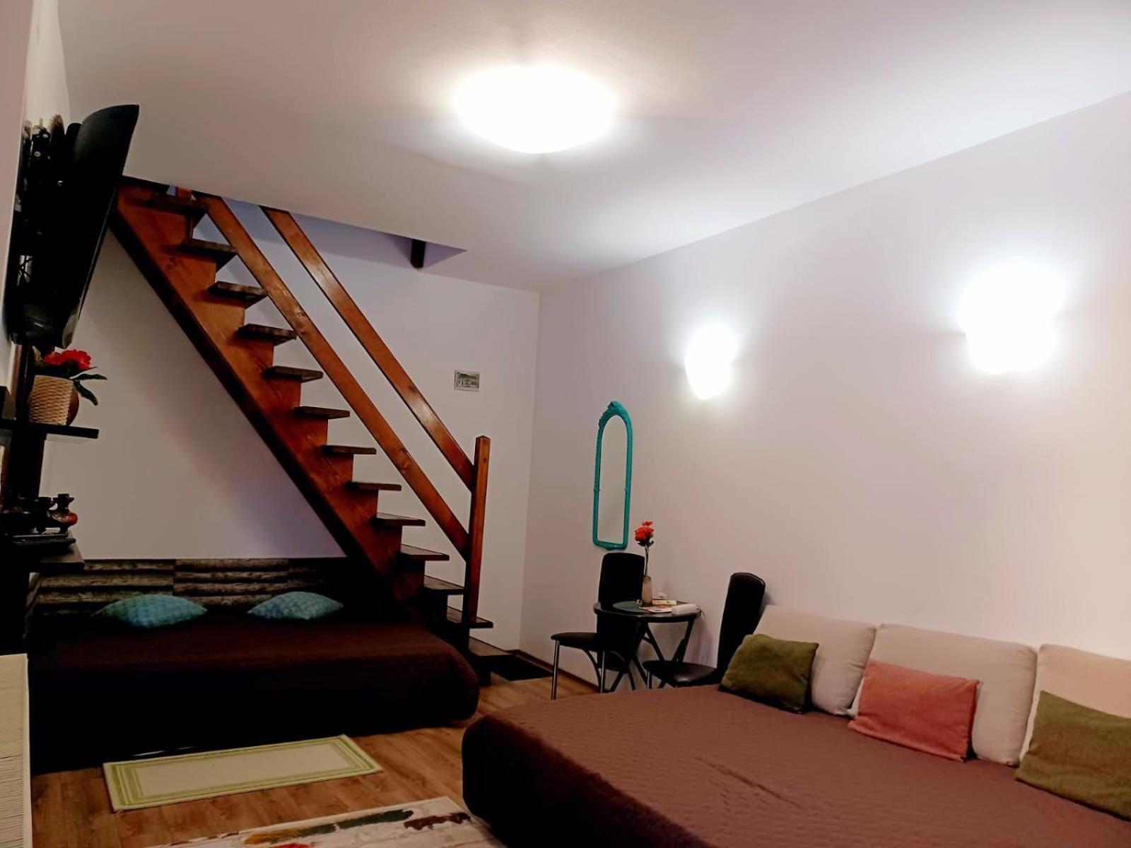 Lovely Central Apartment Брашов Экстерьер фото